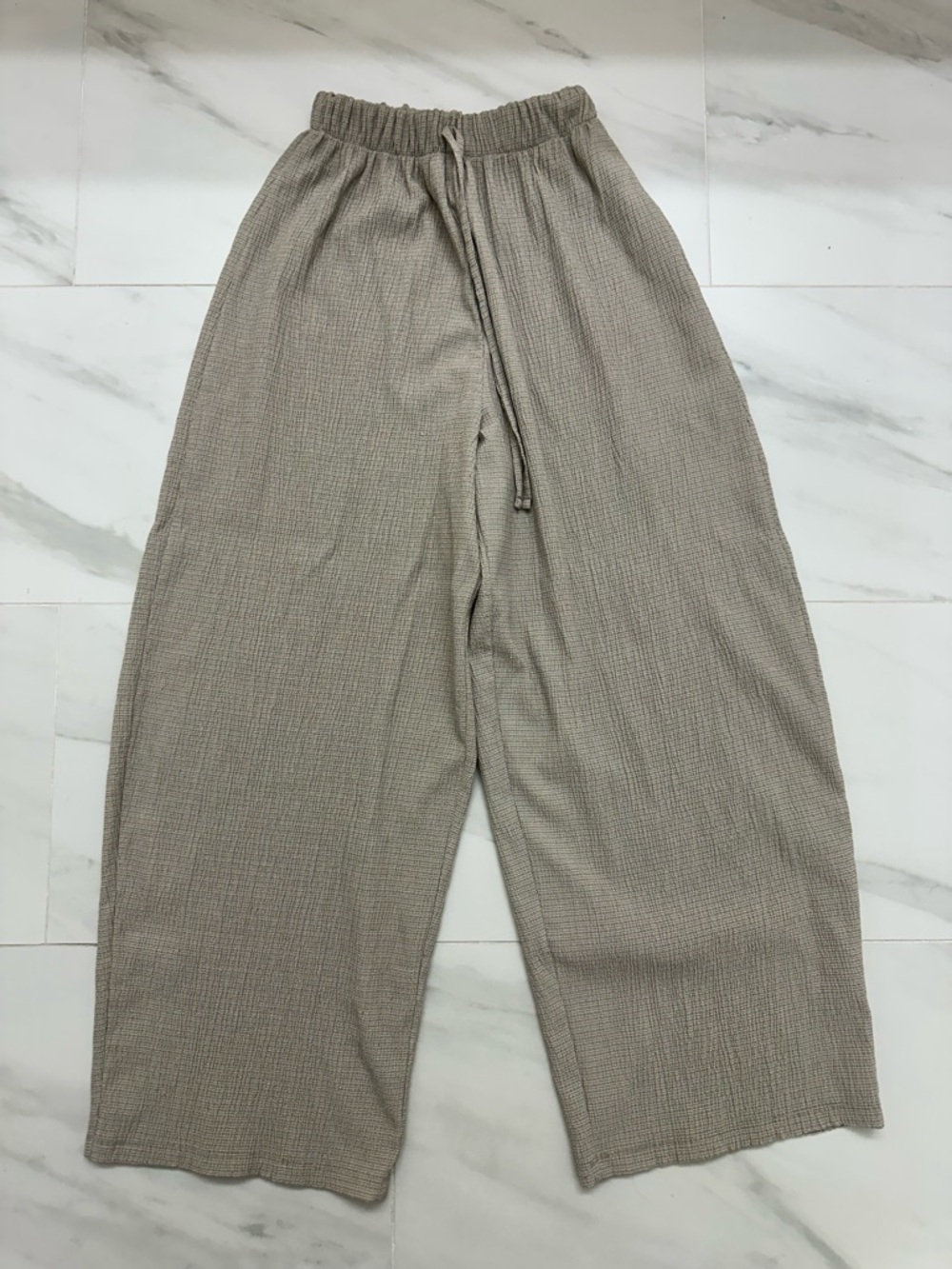Relaxed Waist Drawstring Pants - Grey